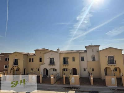 تاون هاوس فيو على جاردن مباشرةً للبيع في سيتي جيت ديار القطريه القاهرة الجديدة  City Gate Diar Qatari New Cairo