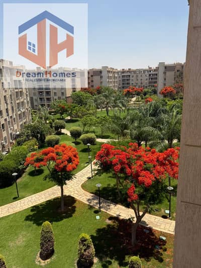 شقة 70 متر للبيع بمدينتى فى B7 تشطيب خاص اول سكن