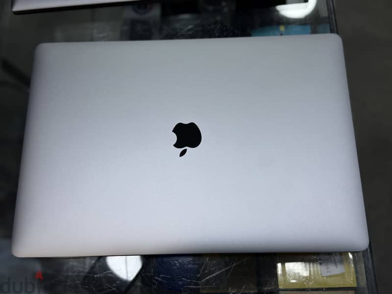 MackBook Pro 2019 2