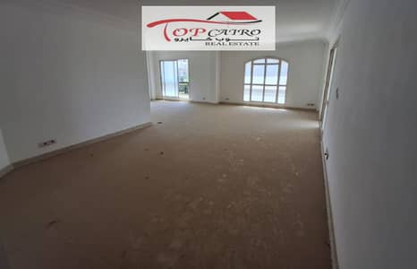 Apartment model 700 for sale cash in Madinaty B3 area 320m finishing of the company