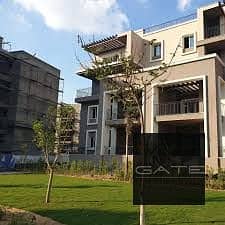 شقة أرضي بجاردن للبيع في سوديك أكتوبر بلازا  فيو مباشر على الـ Infinity Pool | كمبوند متكامل وجاهز للسكن