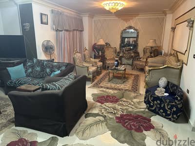 شقه ١٩٦ متر المعراج العلوي خلف كارفور المعادي
