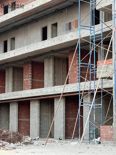 6 Months Delivery Office for Sale in October Gardens, 6 of October City With installments, Delivery Soon, Super Deluxe Finishing, 89 M
