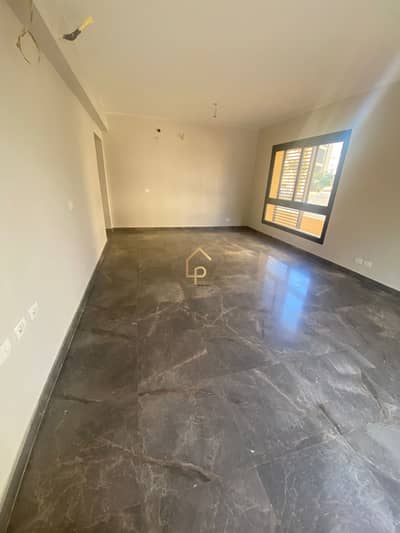 Apartment with garden for rent at O-West Tulwa