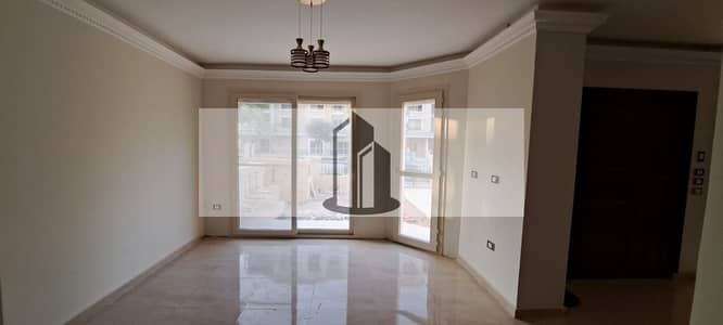 At a price that is a steal, receive a finished villa ready for living directly from the owner with no additional fees in Sarai next to Madinaty Future City