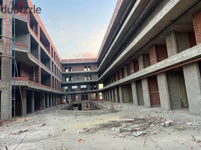 6 Months Delivery Office for Sale in October Gardens, 6 of October City With installments, Delivery Soon, Super Deluxe Finishing, 89 M