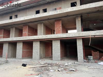 Cash Price, Shop for Sale in October Gardens, 6 of October City With installments, Delivery soon, 42 M
