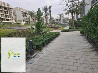 اقل سعر شقة بحديقة للاستلام الفوري متشطبة للبيع في فيفث سكوير المراسم القاهرة الجديدة Fifth Square El Marassem New Cairo