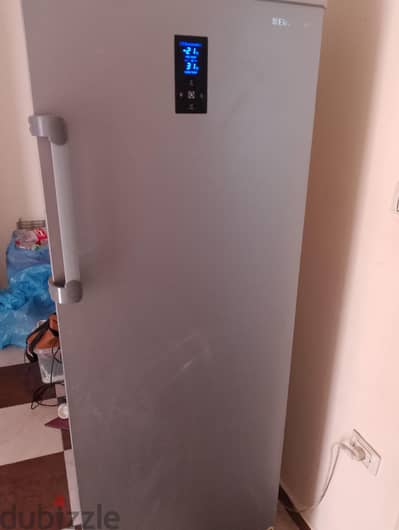 no frost digital 7 levels deeb freezer horizontal.