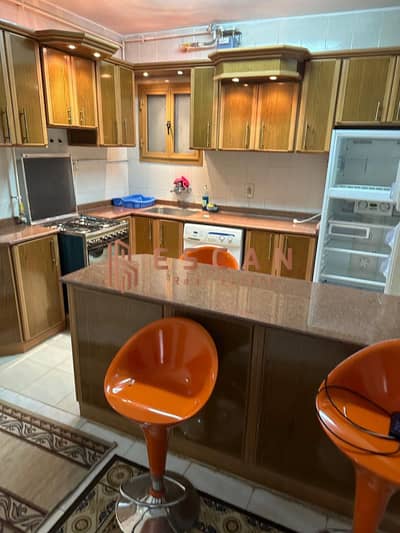 Apartment for sale in Al Rehab, prime location near services and the club
