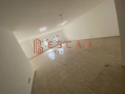 Apartment for sale in Al Rehab City,Phase 5, one of the most distinguished and luxurious areas in Al Rehab 285 square meters, ground floor with garden