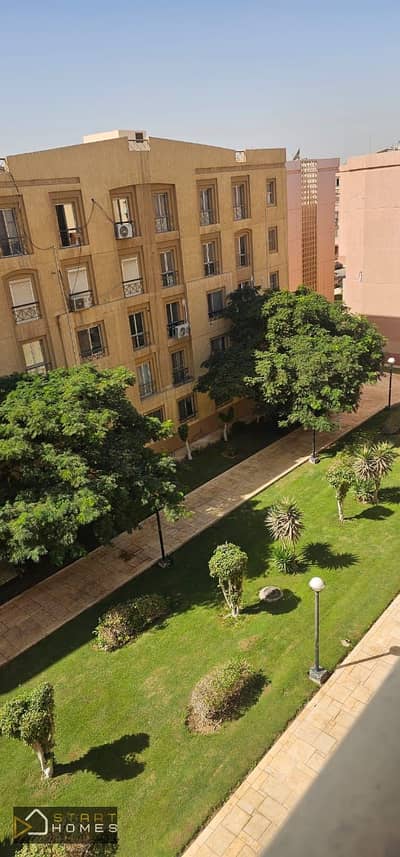 Apartment for sale in Al Rehab, New Cairo at a very special price that cannot be repeated!  Apartment area: 90 square meters. Very distinctive design.