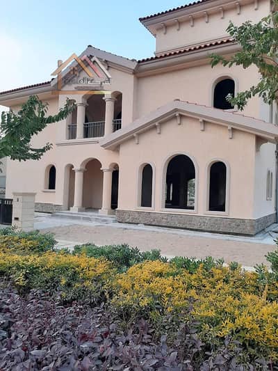 Villa for sale model (C) with a view of the lakes, excellent location
