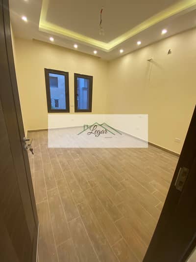 شقه للايجار في جرين 5 - 210م سوبر لوكس بسعر لقطه Green 5 - The Address - Sheikh Zayed