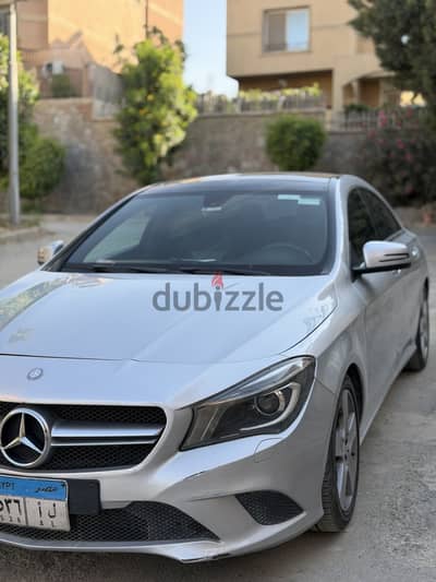 Mercedes-Benz CLA 180 2015