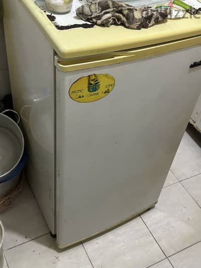 ثلاجة مينى بار حالة جيدة