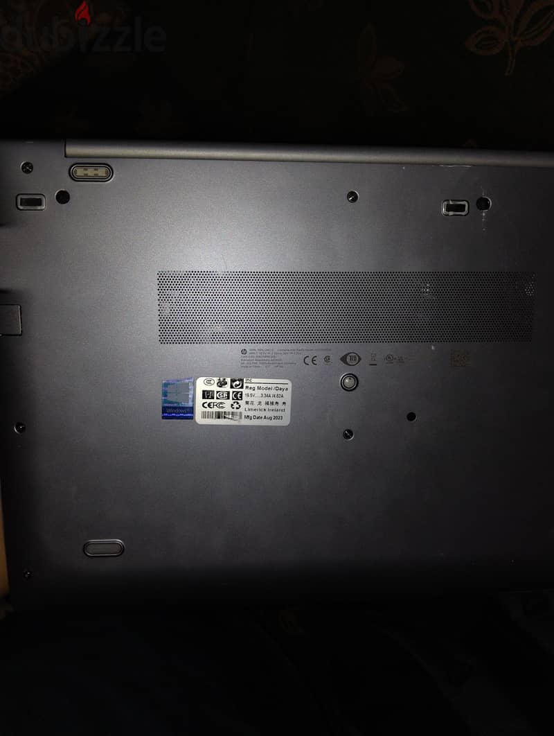 hp ZBOOK 1