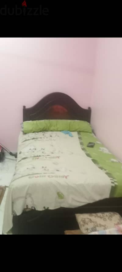 ٢ سرير خشب  بالملل والمراتب