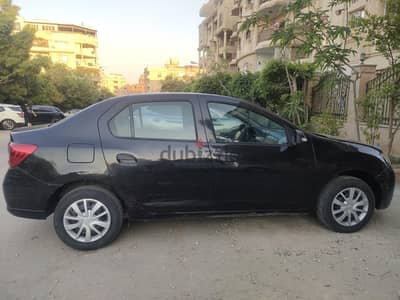 رينو لوجان 2016