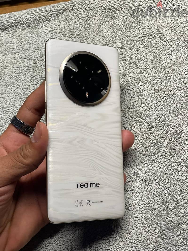 Realme 14 Pro plus 3