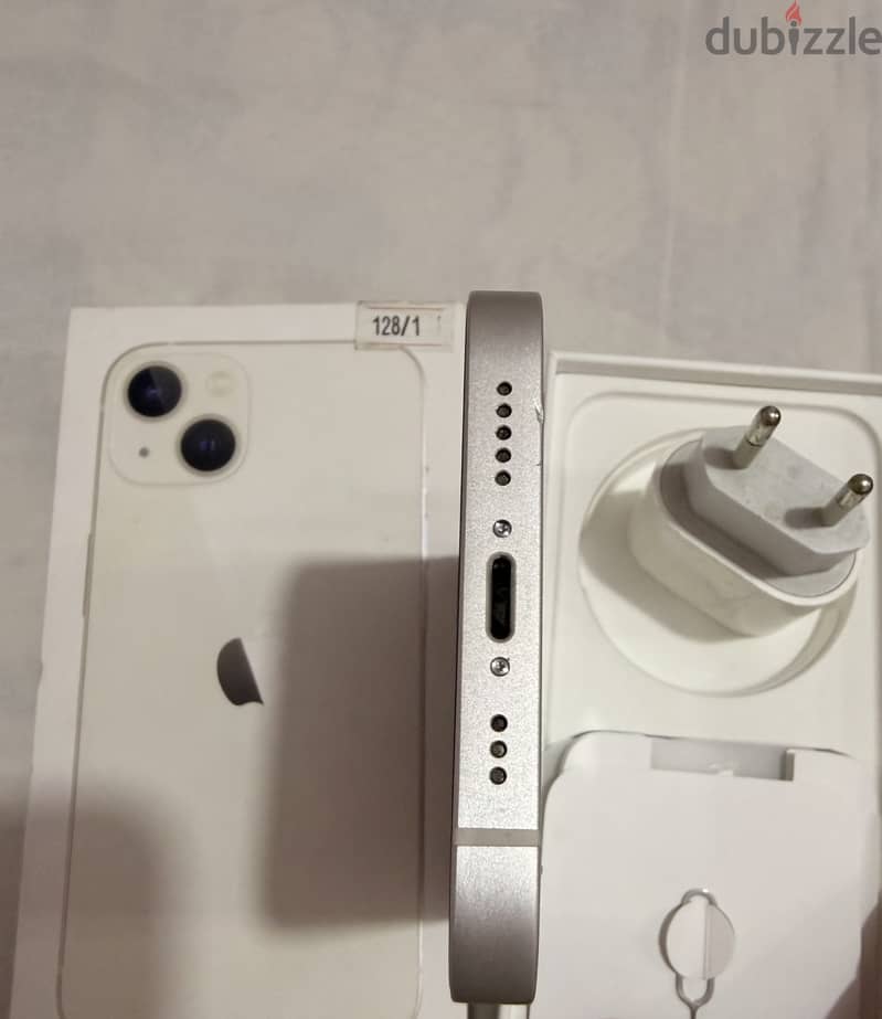 iPhone 13 4