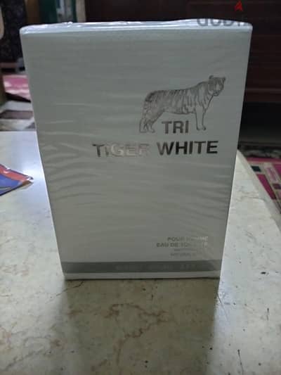 TRI Tiger White