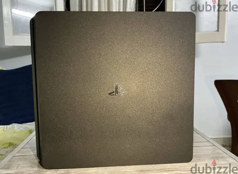 PS4 slim 5