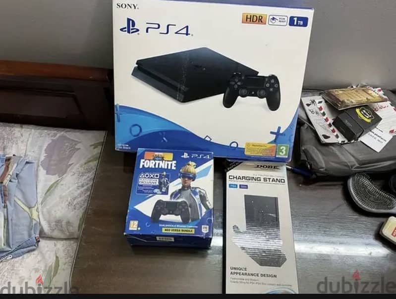 PS4 slim 6