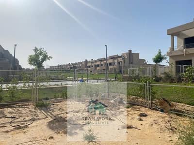 تاون هاوس كورنر   للبيع كمبوند وود فيل  ( بالم هيلز ) Woodville palmhills برايم لوكيشن فيو لاند سكيب Corner townhouse for sale in Woodville (Palm Hill