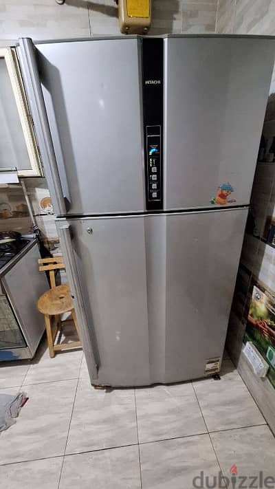 Hitachi 600-Litre (Model R-V720 / R-V820 series)