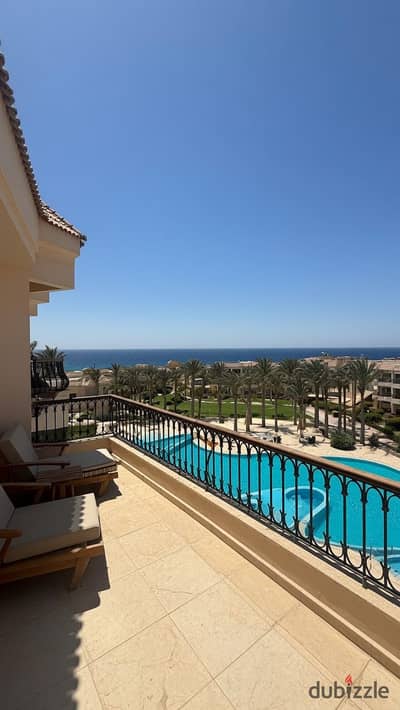 Sea view chalet with two bedrooms for sale in Ain Sokhna ready for inspection with a 30% discount, actively operating, and rentals have already begun, delivery within 6 months