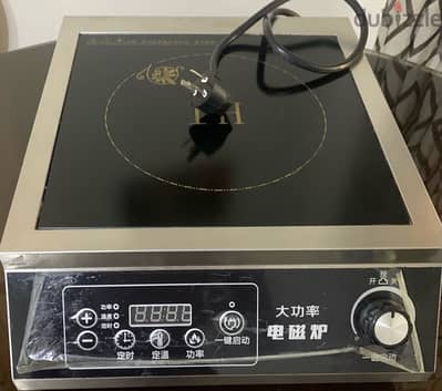 (3500w)  مستعمل استعمال خفيف و بحالة ممتازة و يوجد معه الكرتونه cooker