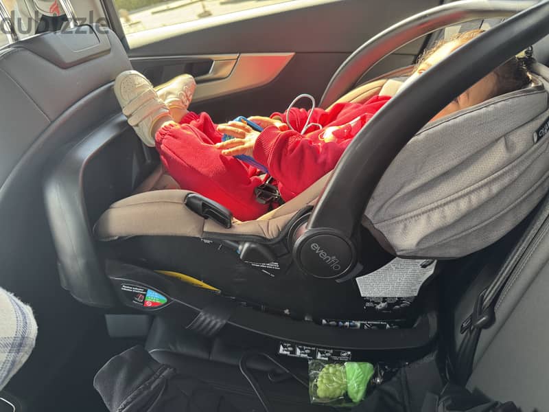 Evenflo pivot modular travel system 2