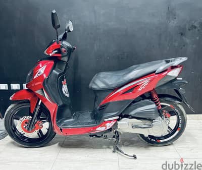 Sym sr  200