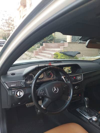 Mercedes-Benz E250 2011