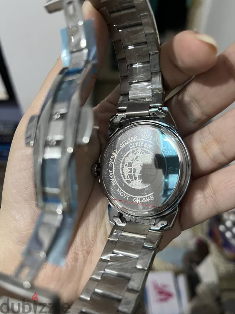 Citizen Eco-Drive Solar Powered watch 3