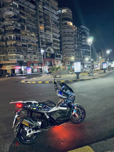 سكوتر فيجوري adv 200  2024