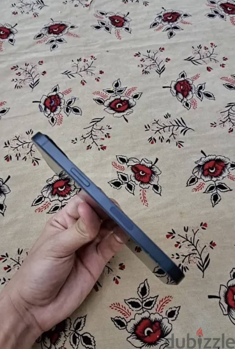 Apple - iPhone 13 1