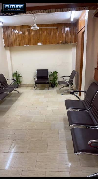 Commercial building for sale 450 m + 100 m backyard garden + 30 m front garden in Maadi, Union Square Commercial building for sale 450 m + 100 m backyard garden + 30 m front garden in Maadi, Union Square