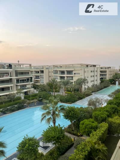 Apartment for rent 200 sqm ultra super lux finishing with ACs in Lake View Residence Fifth Settlement New Cairo near Hydepark & mivida