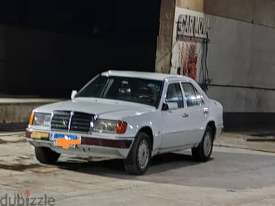 مرسيدس بنز إيه 200 1986