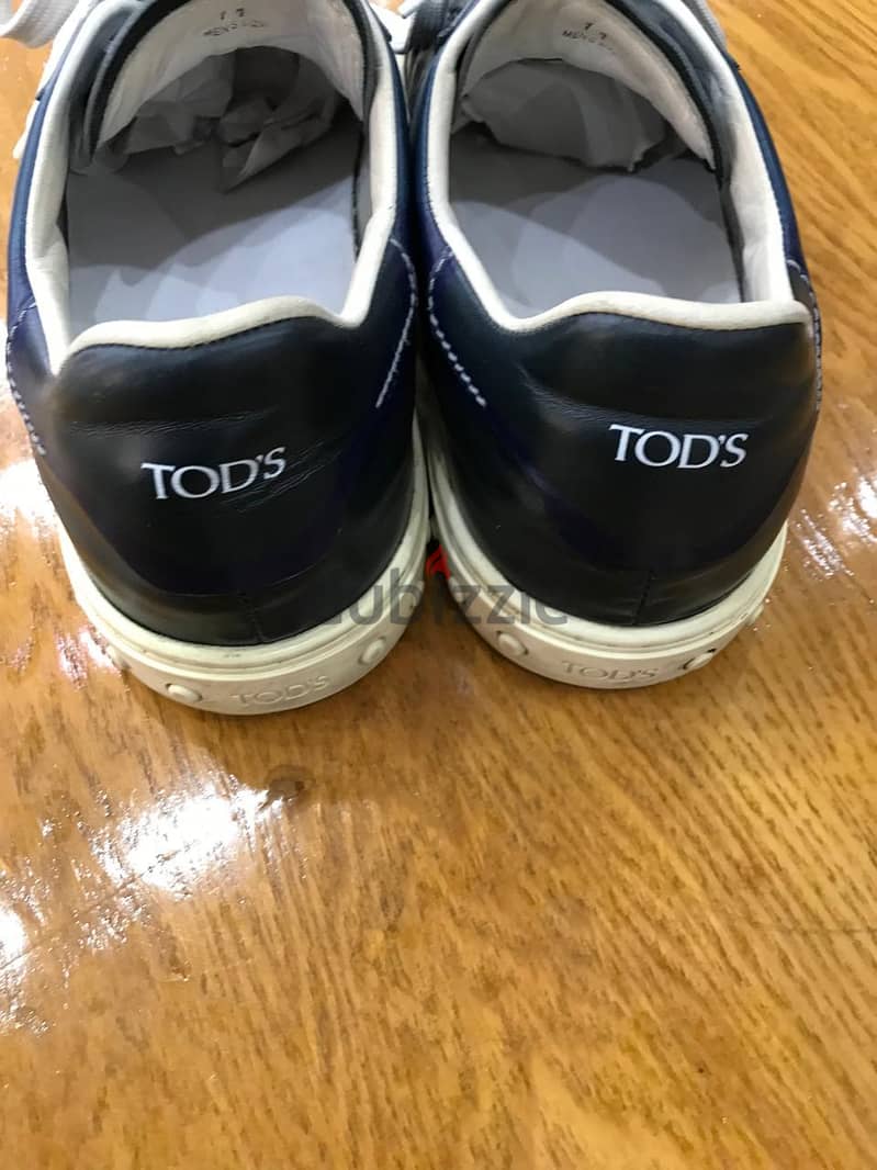TOD'S 10