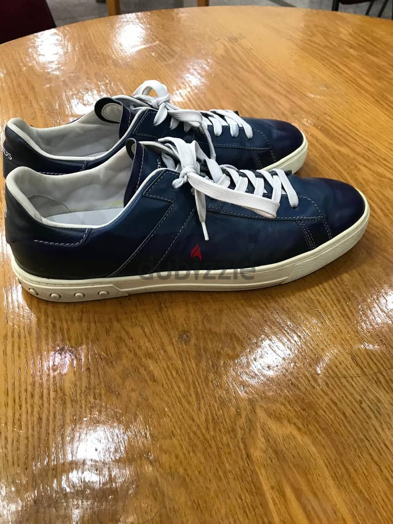 TOD'S 11