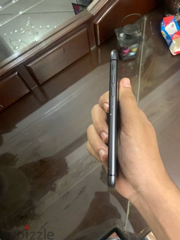 iPhone 11 3