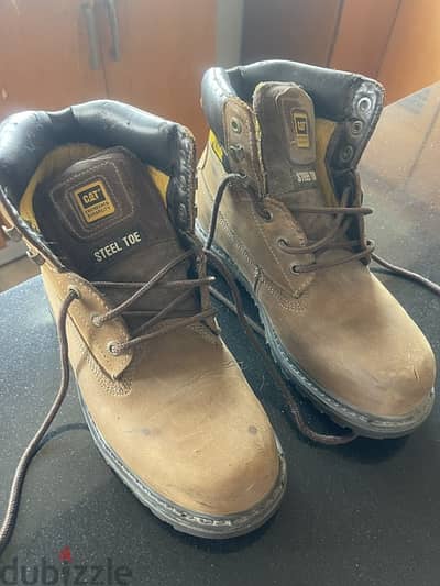 CATERPILLAR BROWN Size EUR 42 - US 9