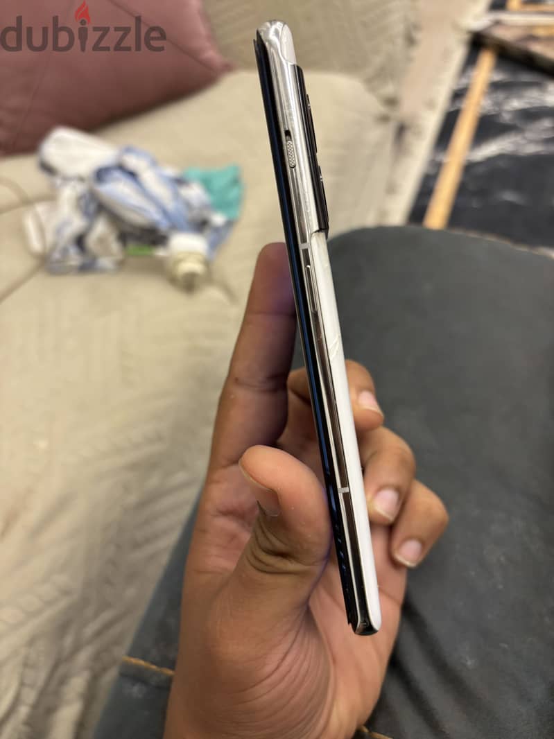 One Plus 10 Pro 3