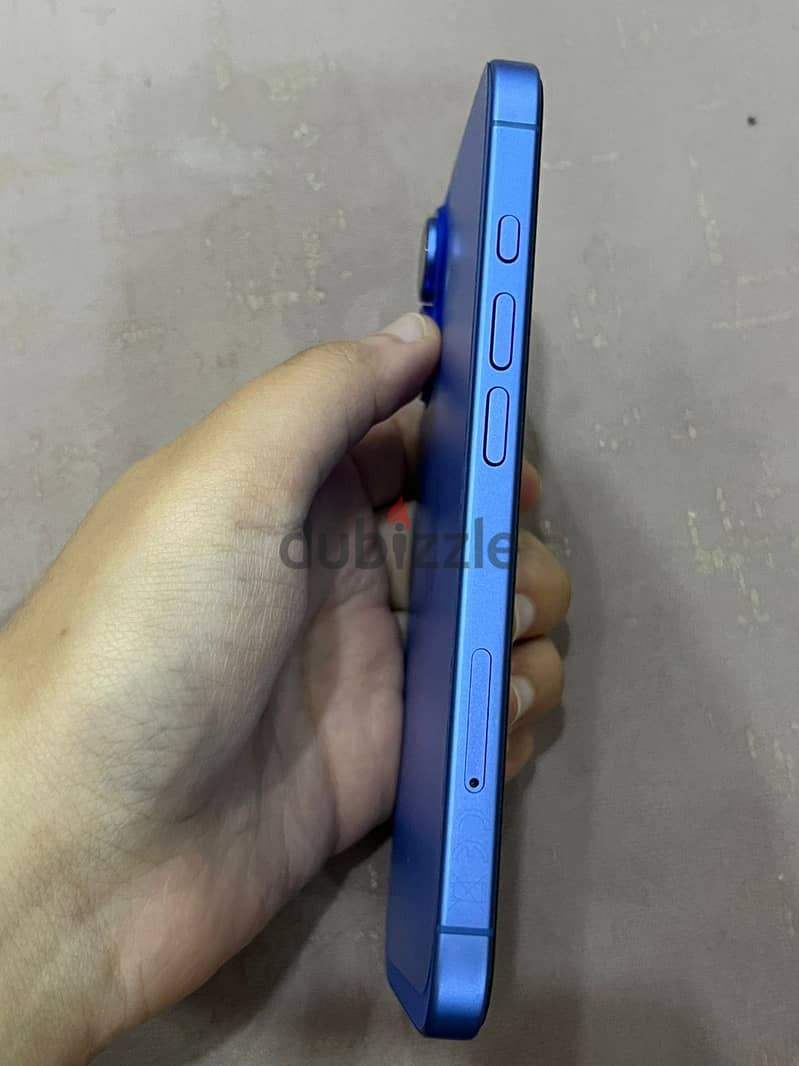 Apple - iPhone 16 2