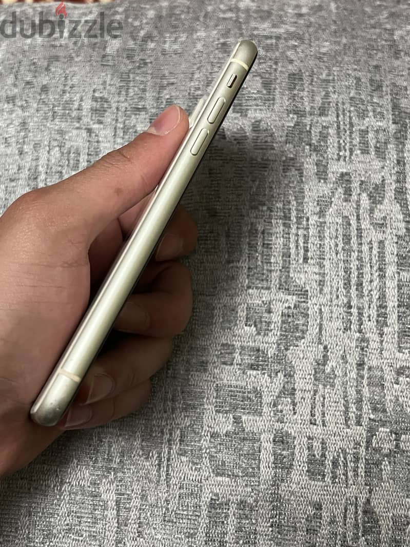 Apple - iPhone 11 3