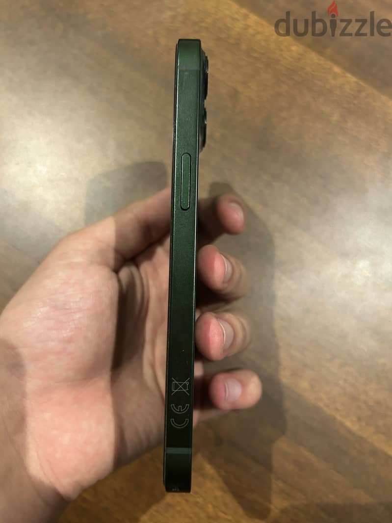 Apple - iPhone 13 8