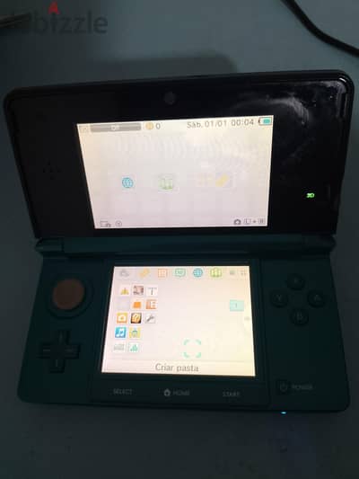 جهاز نينتندو 3 دي إس (Nintendo DS) لون أزرق بحالة جيدة
